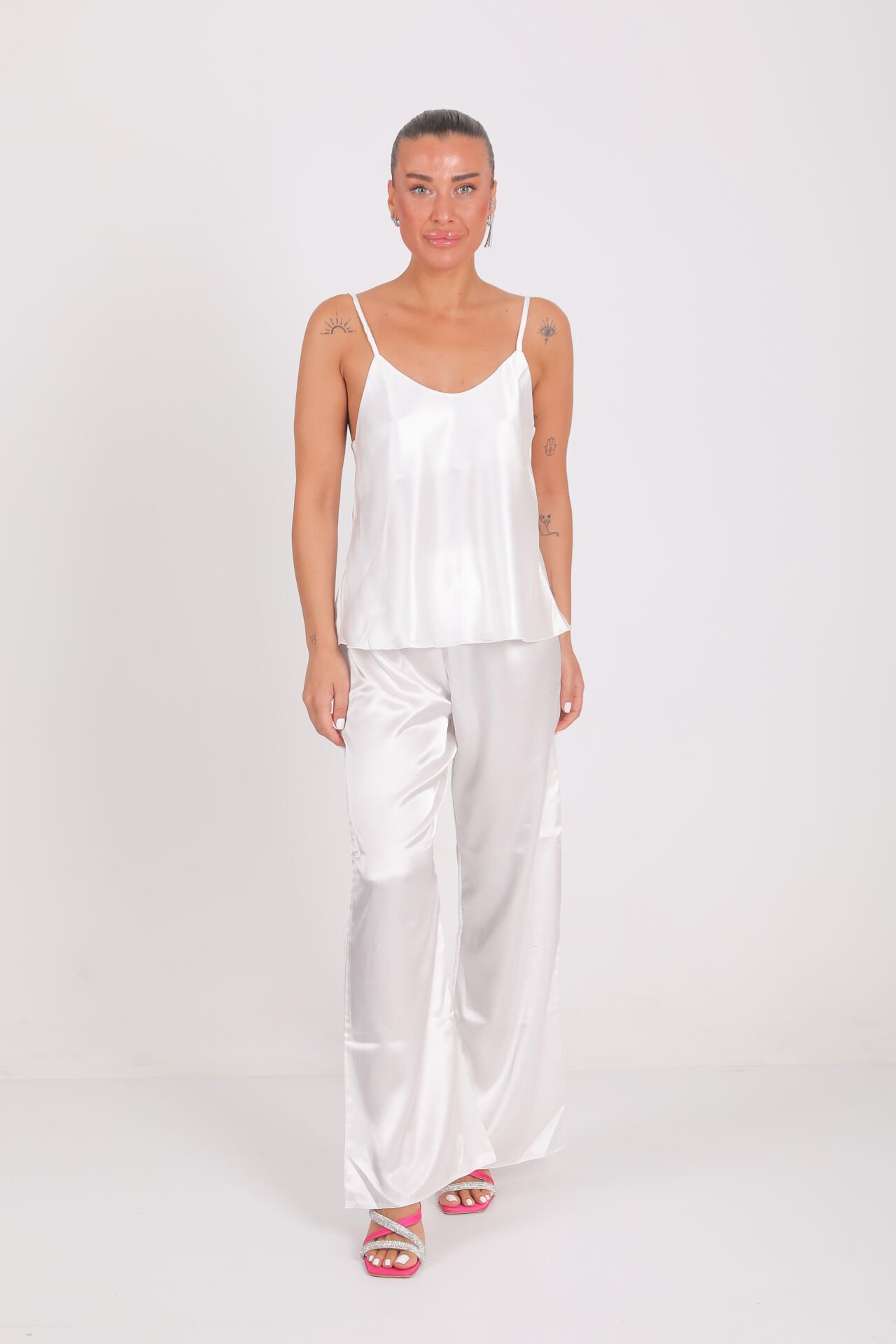 SOFT BLOOM WHİTE