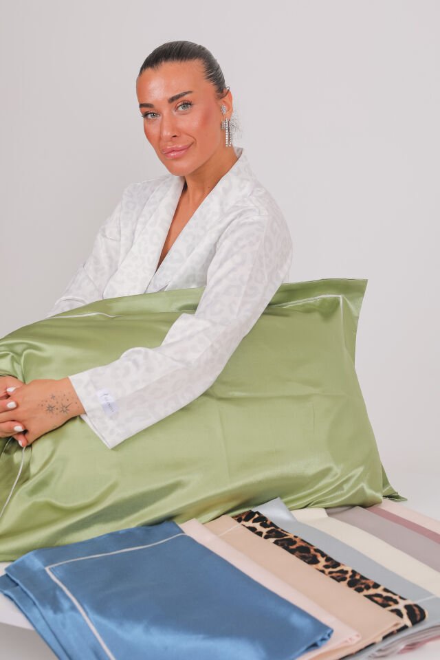 Night Glow (Yastık Kılıfı)