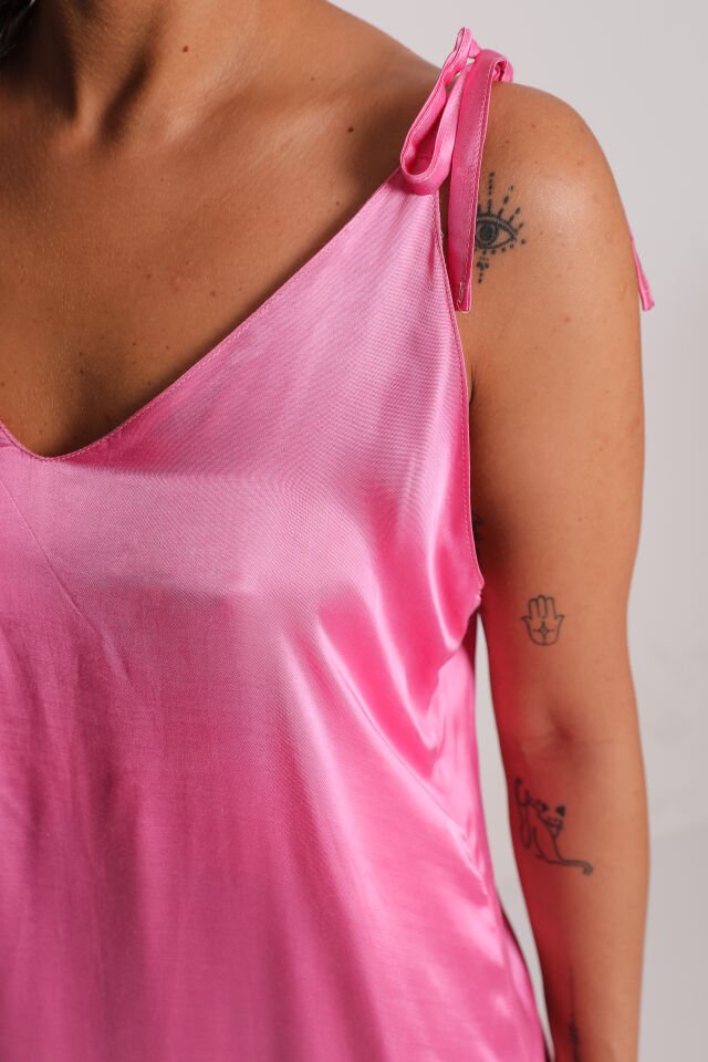 Rawelle pembe