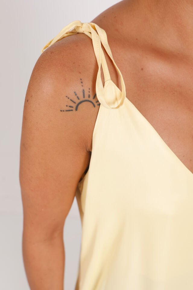 Ravelle yellow